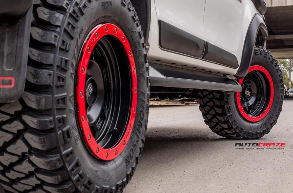 TOYOTA HILUX N80 4WD RG2 SATIN BLACK